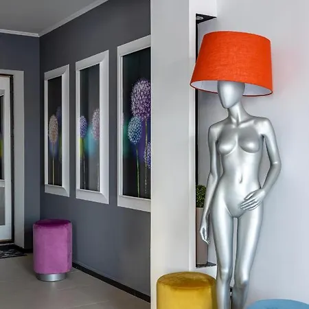 Апартаменты LUXURY APARTMENTS IN THE CITY Апартаменты